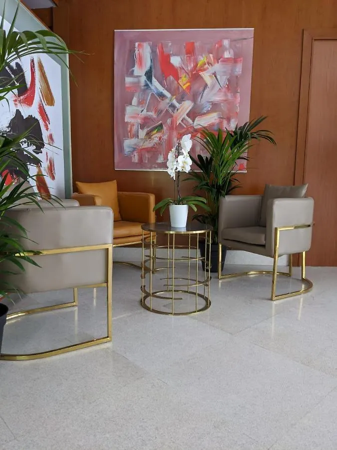 Goldstar Apartments & Suites Nice France