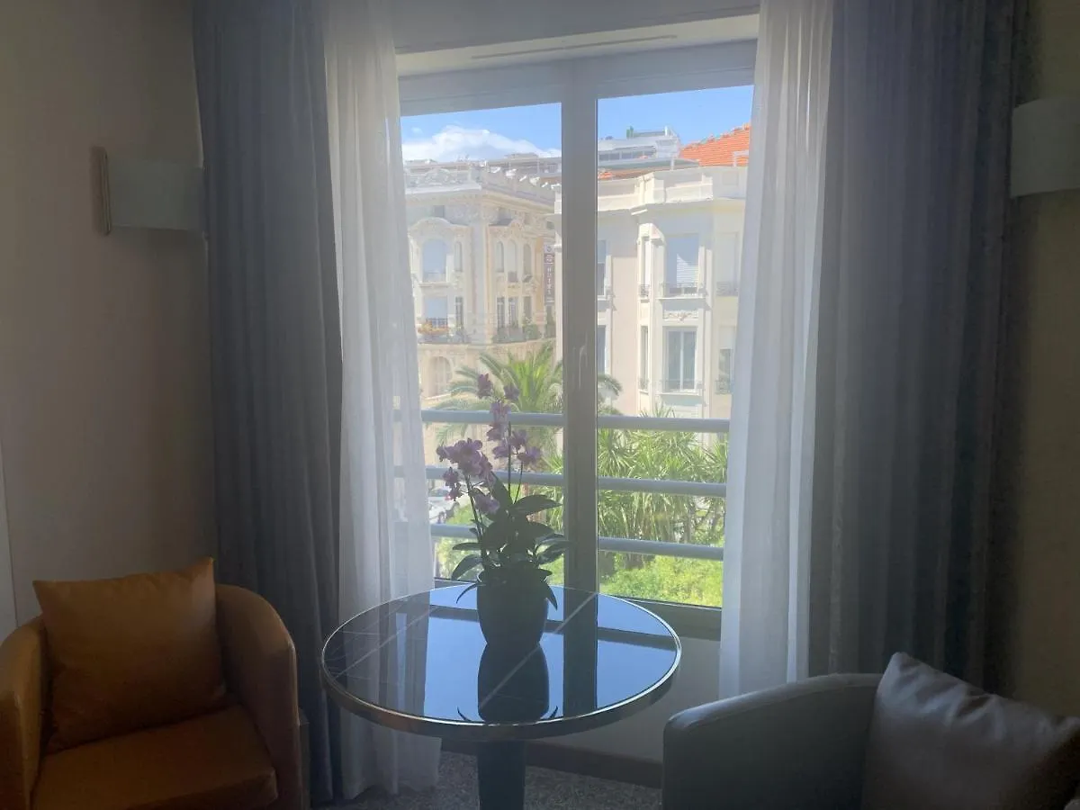 Goldstar Apartments & Suites Nice France
