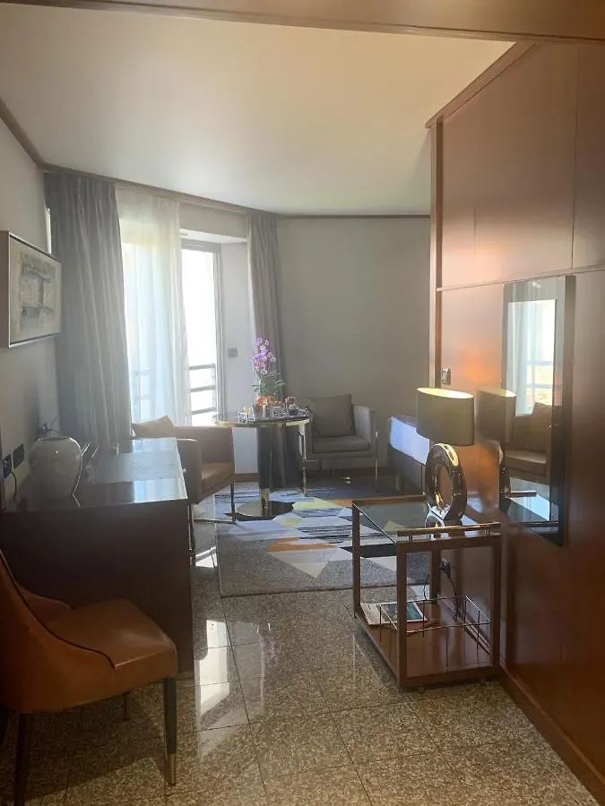 Goldstar Apartments & Suites Nice
