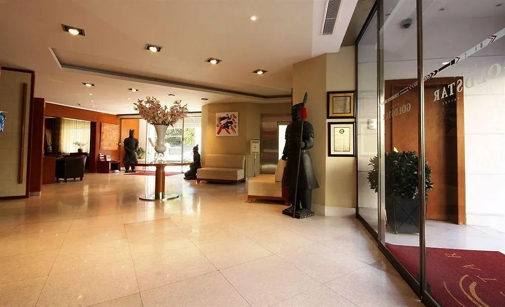 Goldstar Apartments & Suites Ницца 4*,
